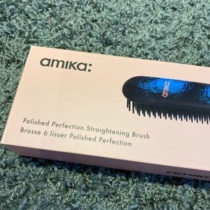 NIB! Amika Polished Perfection Straightening Brush